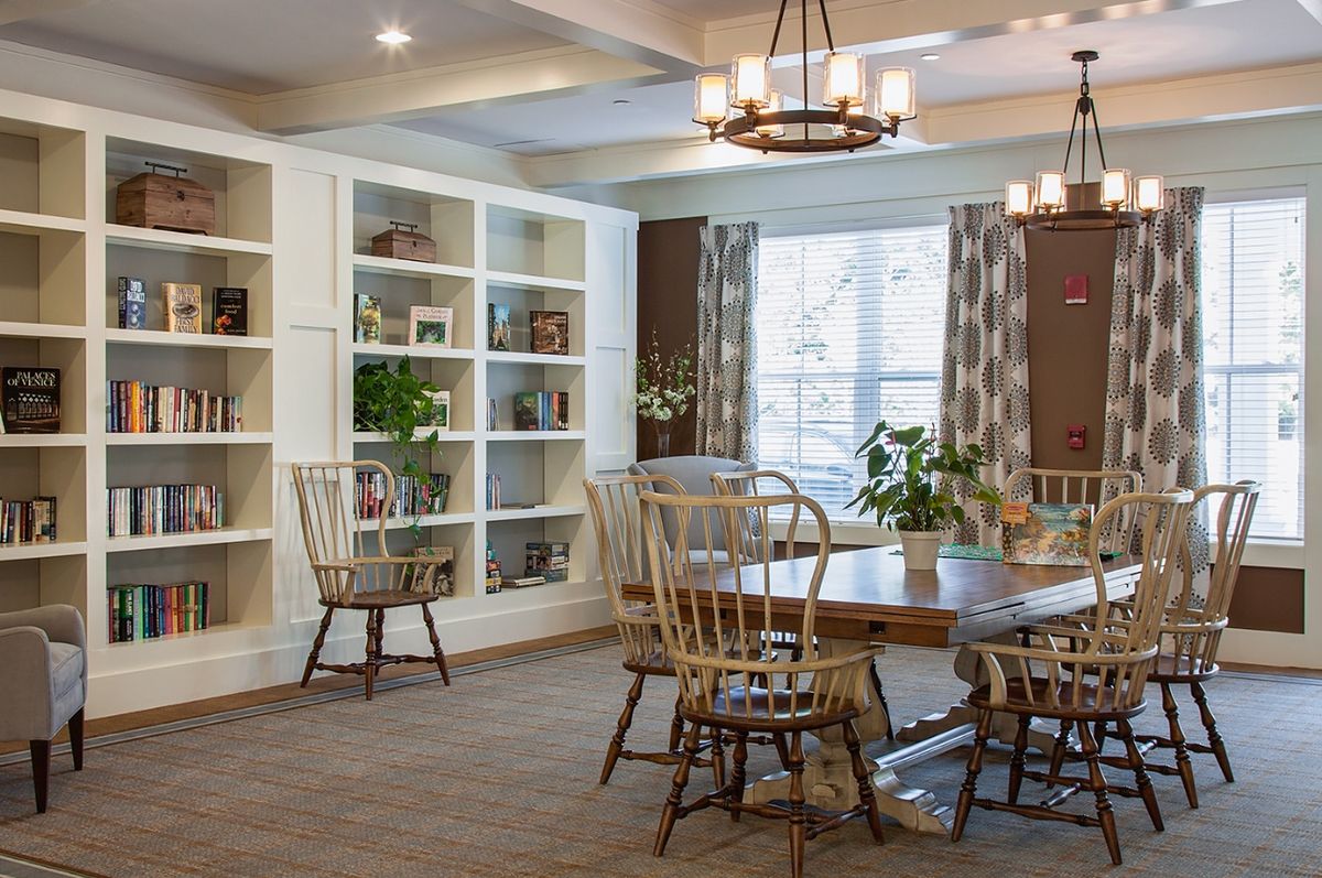 The Residence at Riverbend 3