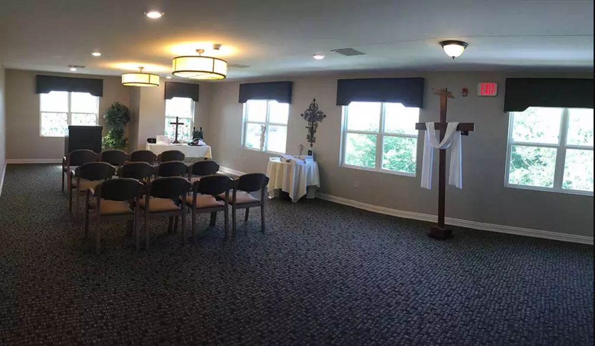 RobinBrooke Senior Living 4