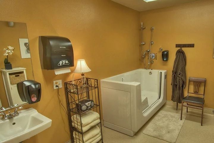 Chateau At Valley Center Retirement Community 4