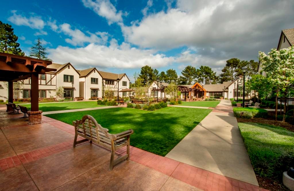 Villa Siena Senior Living Community 4