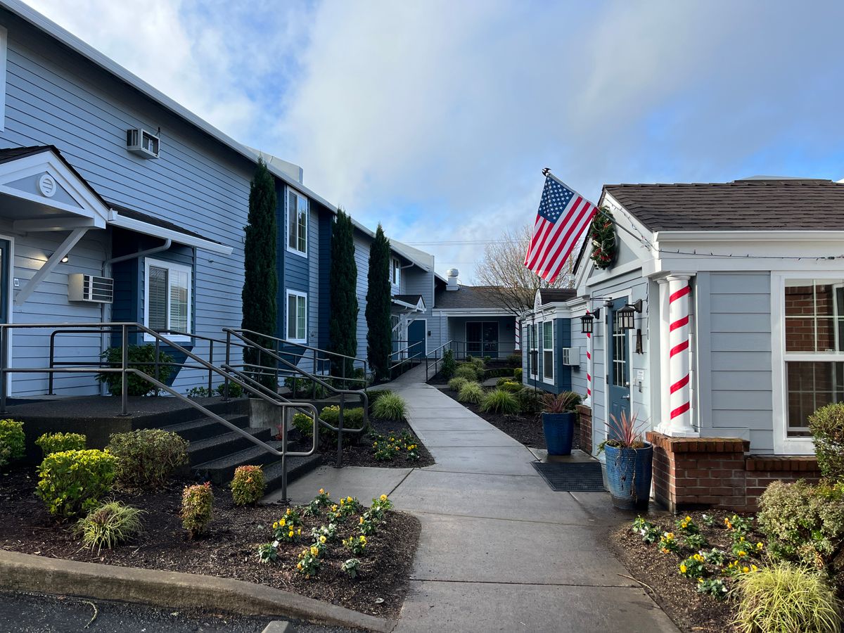 Farmington Square Beaverton 3