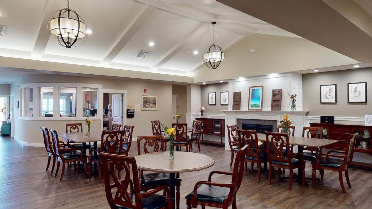Beehive Homes Of Lakeville 1