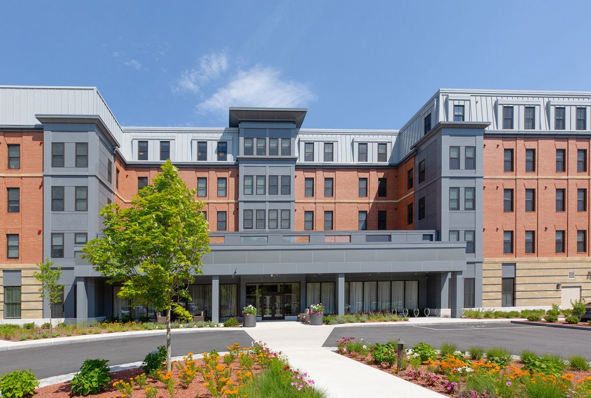 The Residence At Melrose Station 1