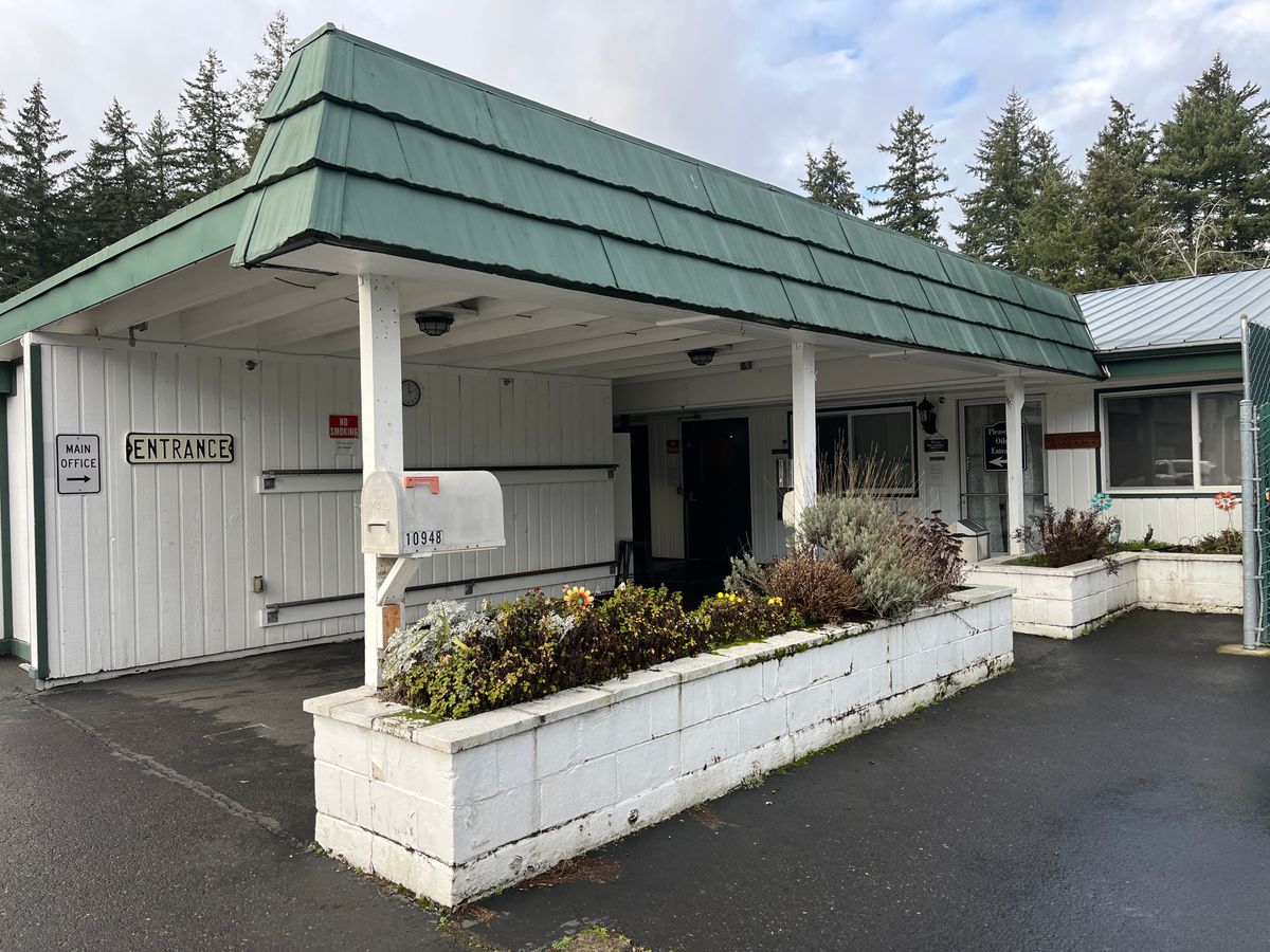Gracelen Terrace Nursing Facility 4