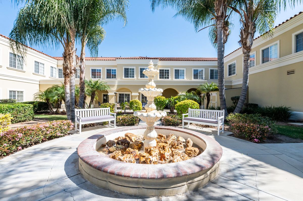 San Juan Hills Healthcare Center 4