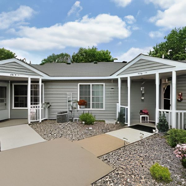 Carefree Cottages Of Maplewood 4