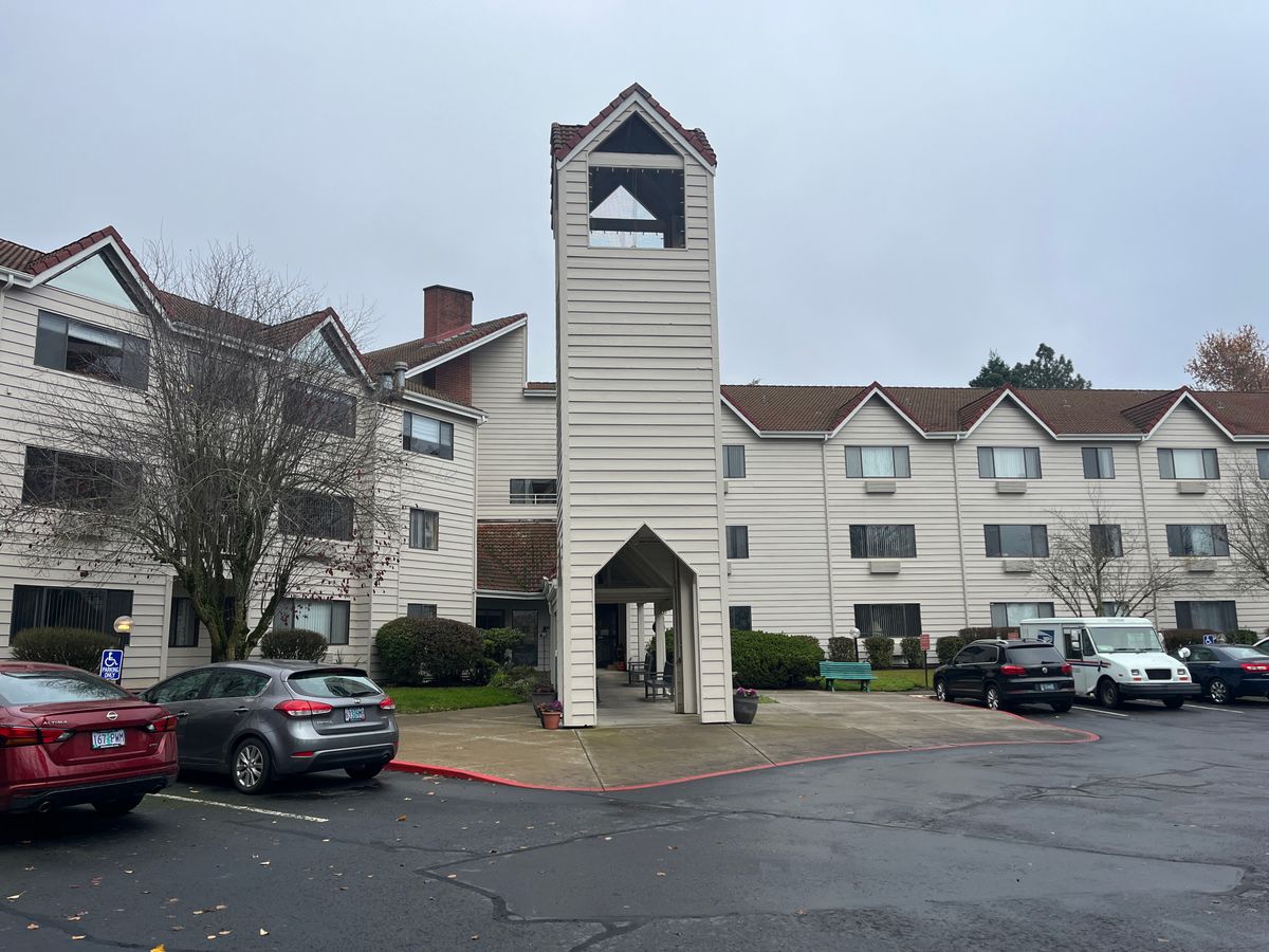 Solista Milwaukie 3