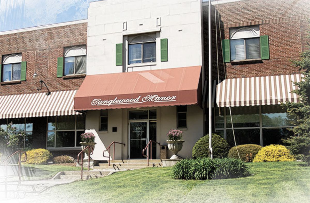 Tanglewood Manor 3