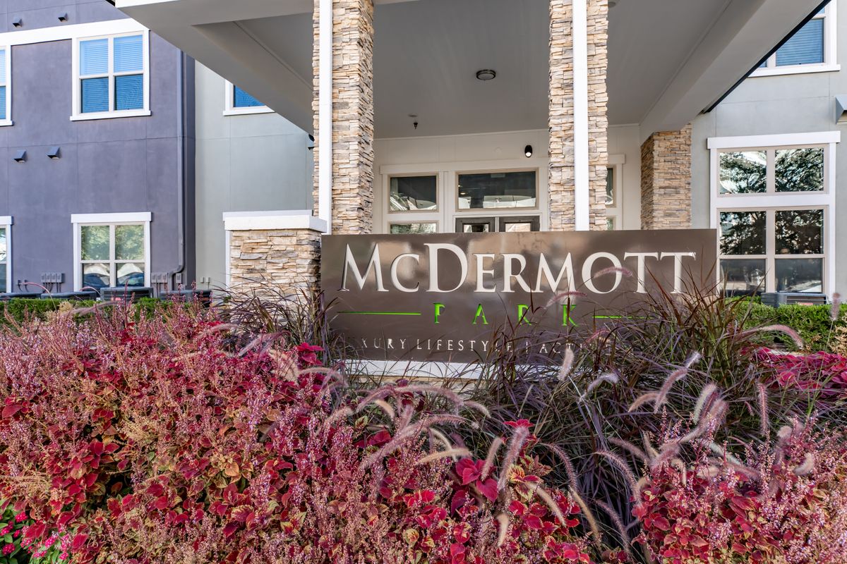McDermott Crossing 2