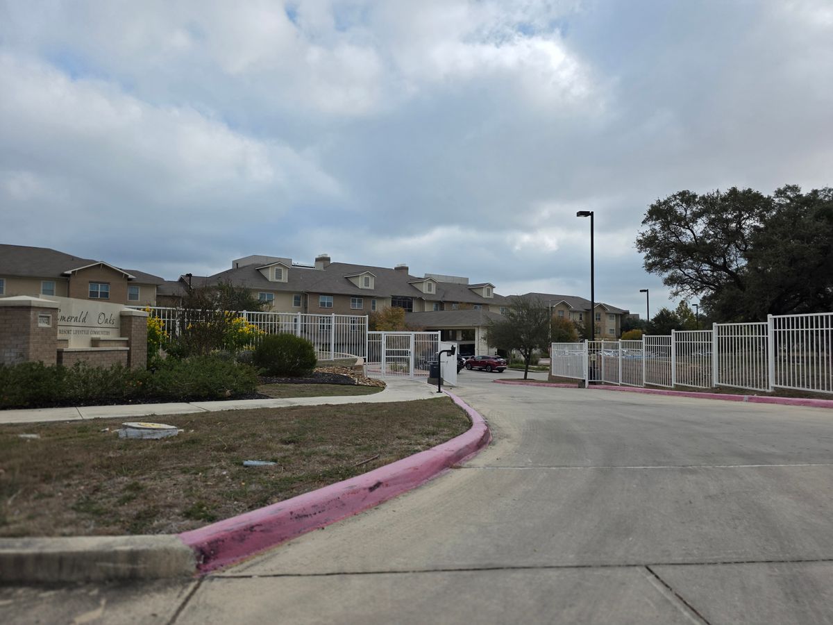 Emerald Oaks Retirement Resort 3