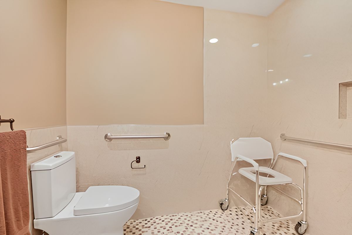 A Crown Royale Senior Home 3