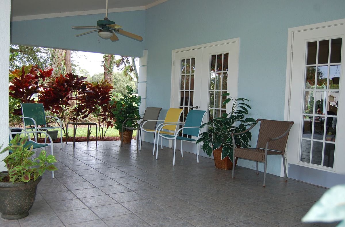 Rosewood Manor of Vero Beach 2