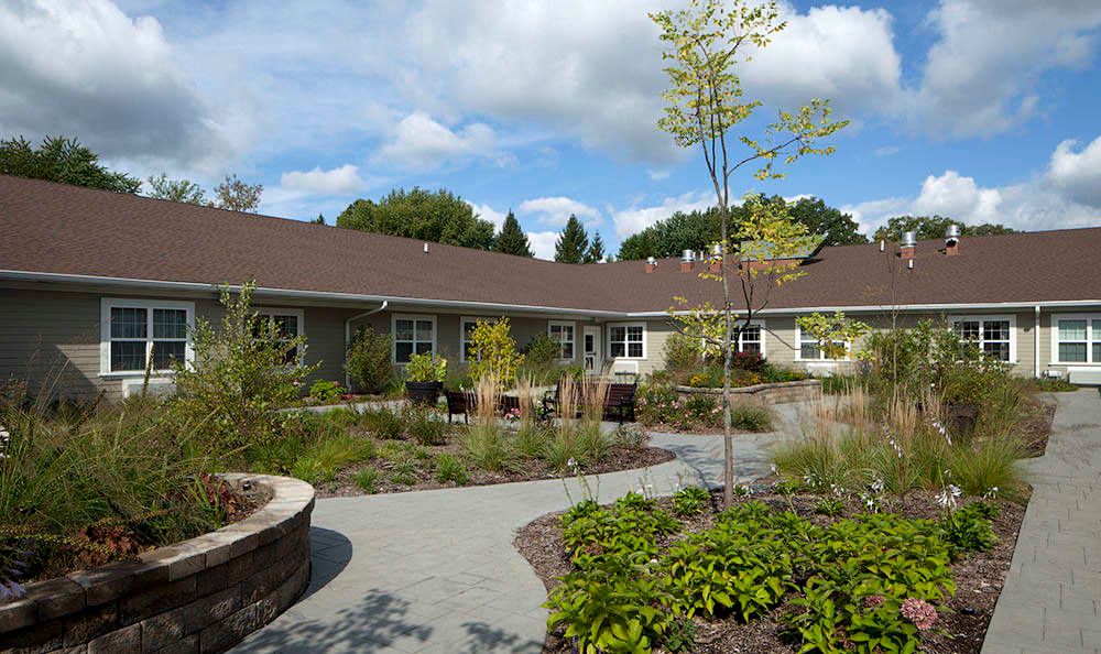 The Laurel at Vernon Hills Memory Care 4