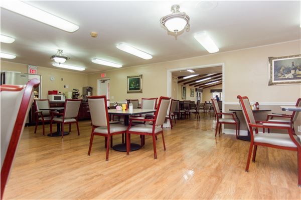 Fountainbleau Lodge 4