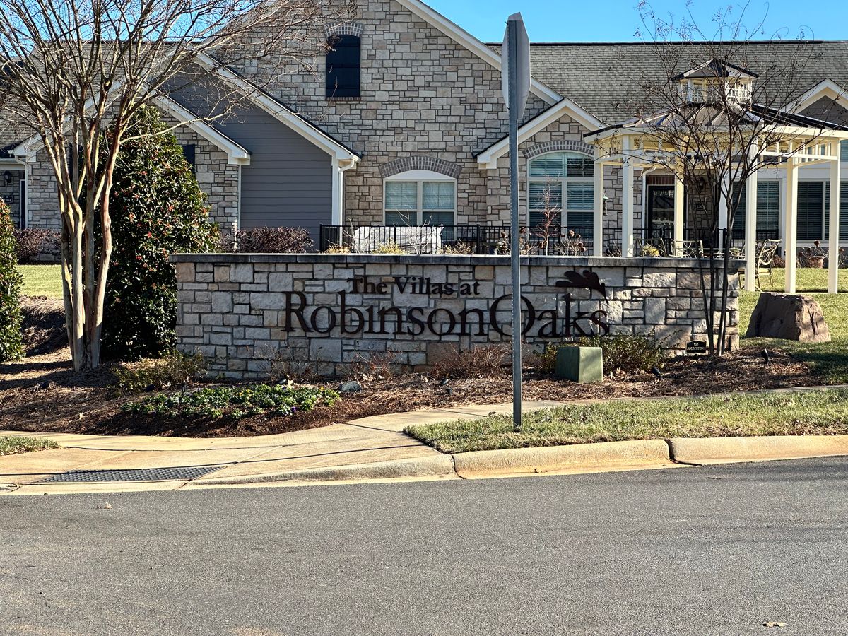 The Villas at Robinson Oaks 1