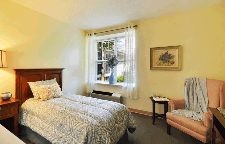 Elmcroft of Kingsport 3