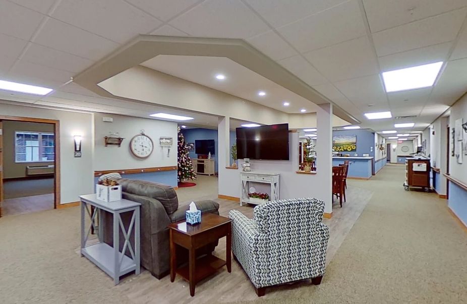 Suite Living Senior Care - Brooklyn Park 2