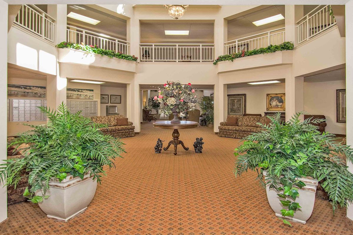 Oakwood Hills - Sky Active 3
