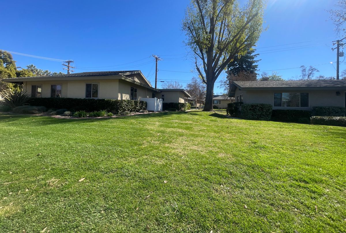 Plymouth Village Of Redlands 2