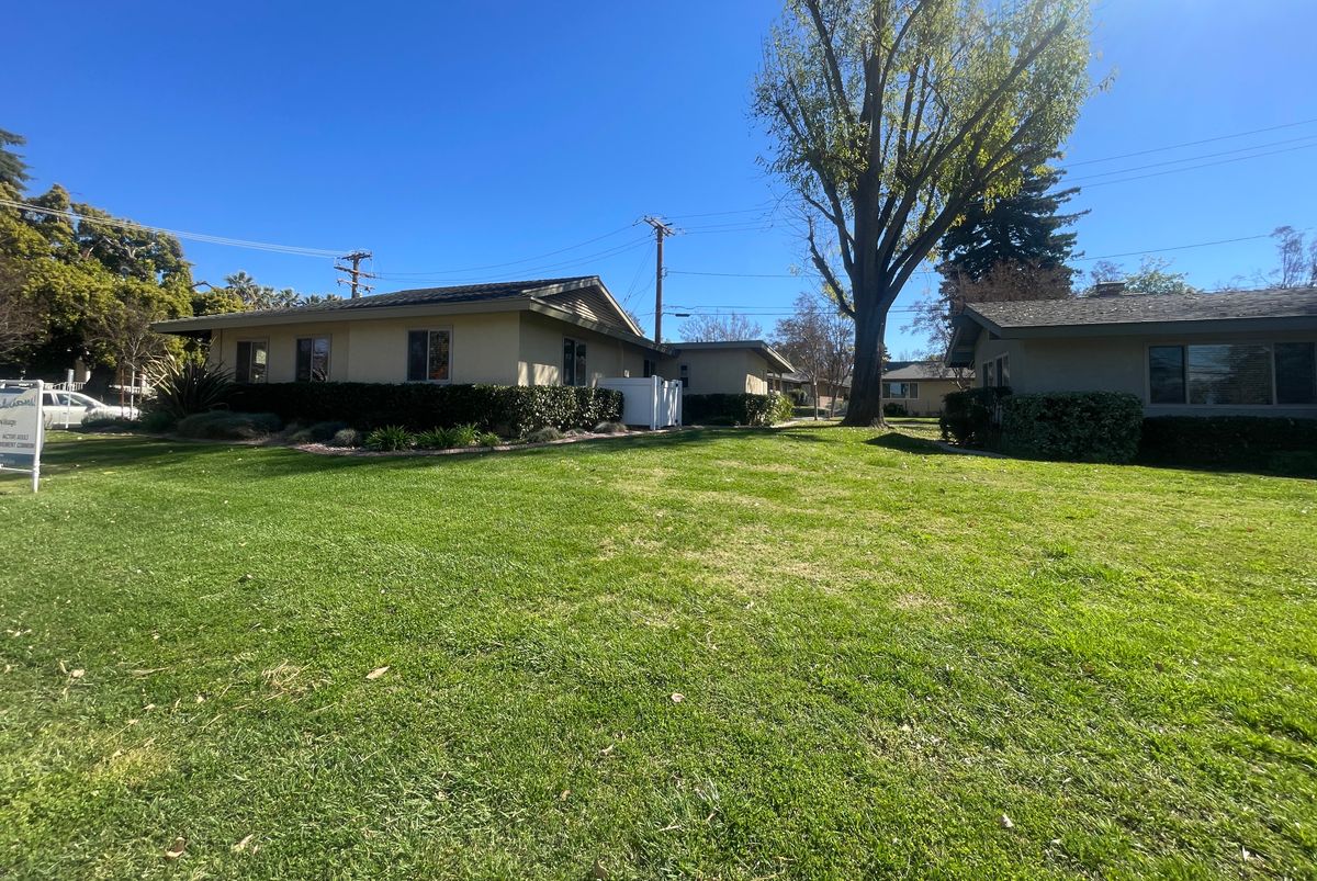 Plymouth Village Of Redlands 4