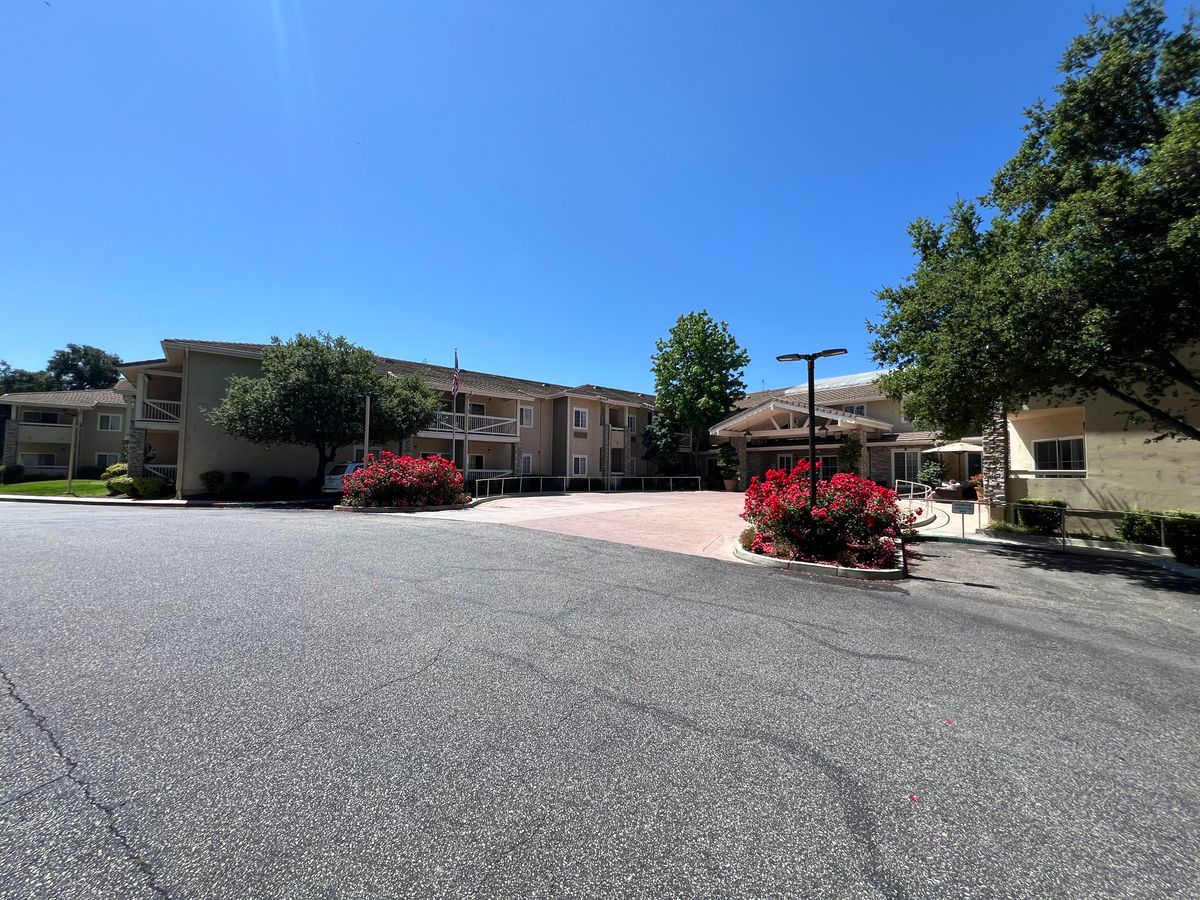 Meadowbrook At Agoura Hills 1