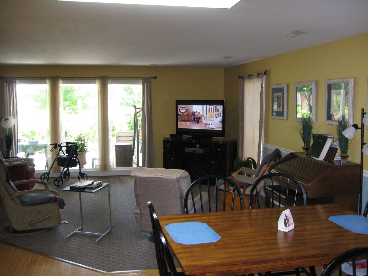 Brightwork Living - The Villa on Fifth 3