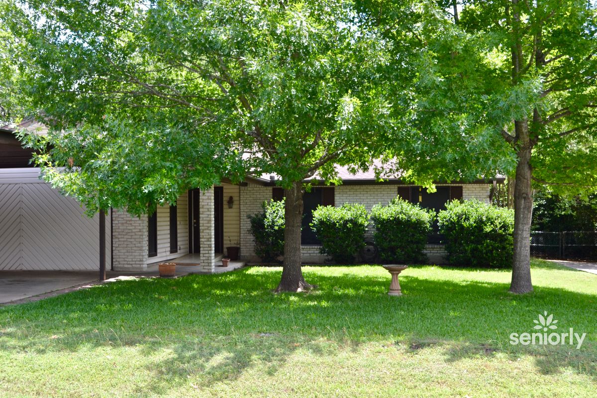 Family Tree Assisted Living 2