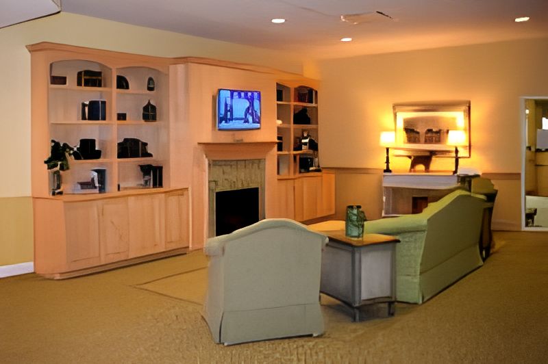 Danbury Wooster 2