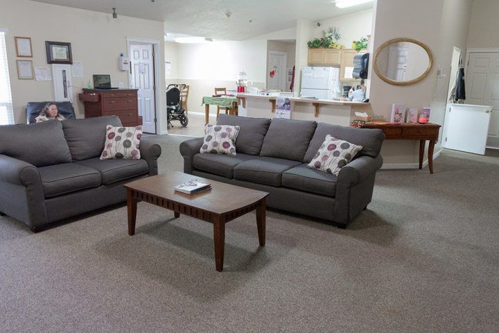 Ashley Manor Midland 2