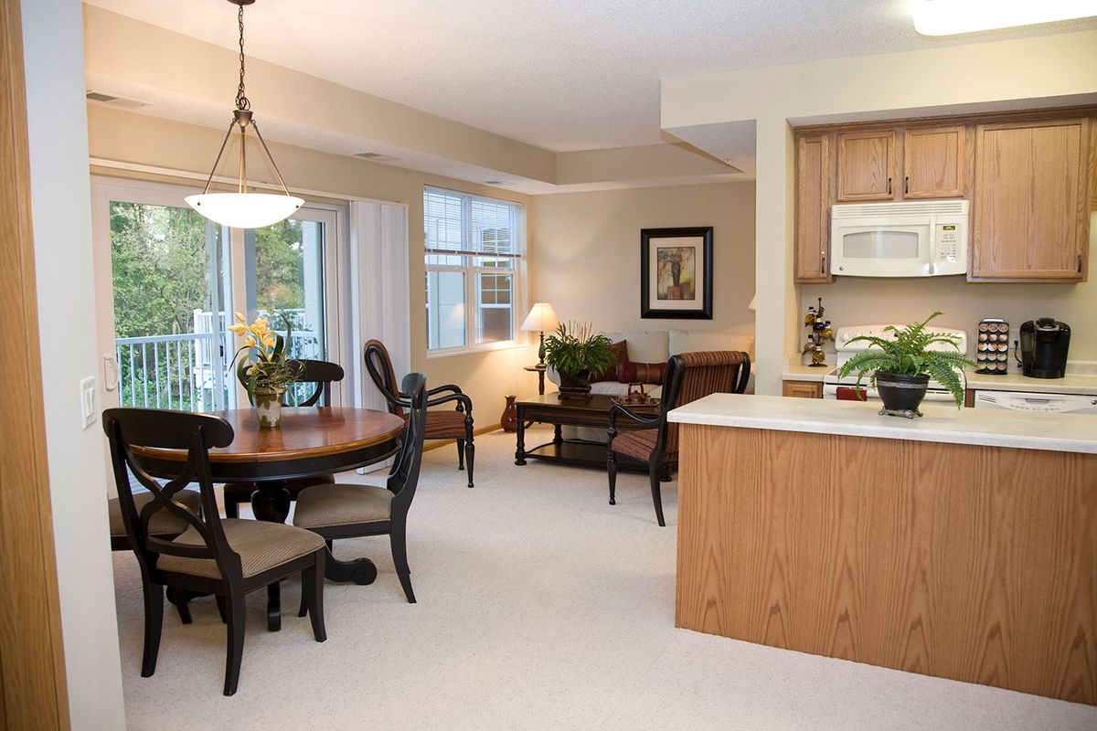 Amira Choice Roseville 3