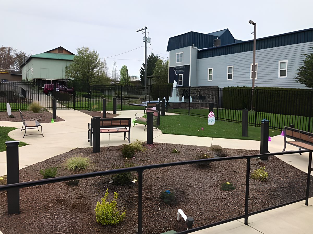 Jefferson Lodge Memory Care Community 3