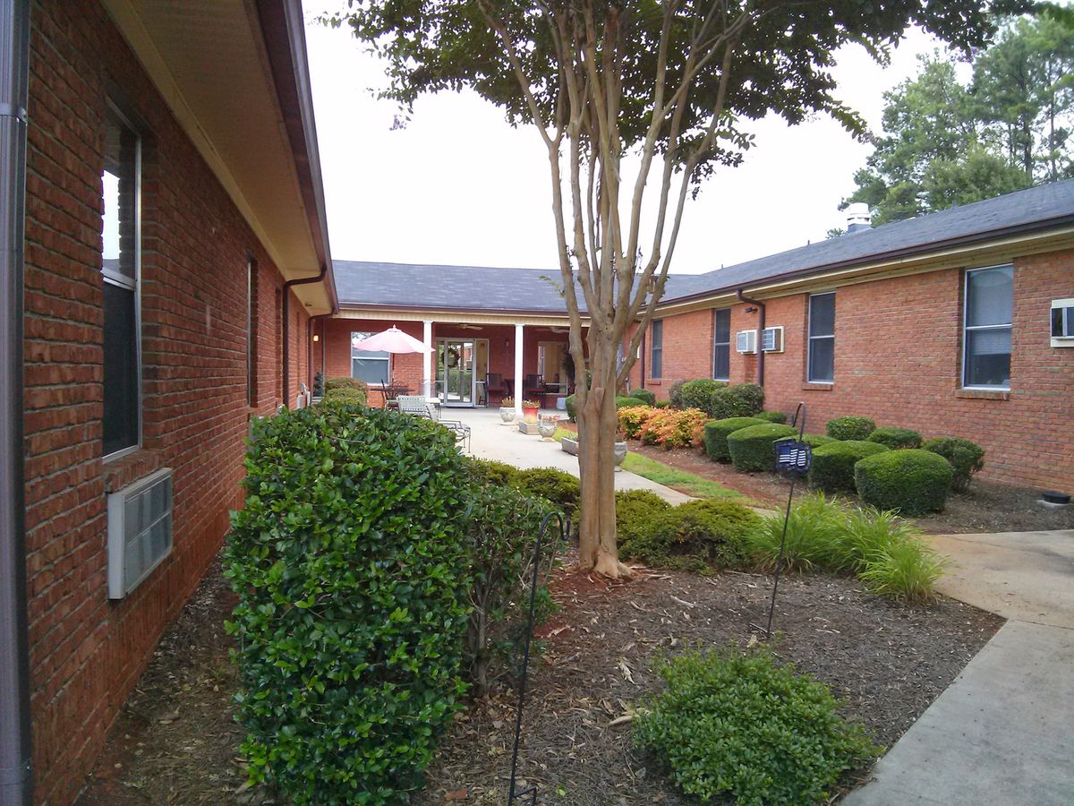 Highlands Senior Living South 3