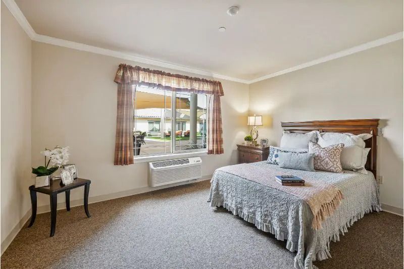 Caleo Bay Memory Care & Transitional Assisted Living 2