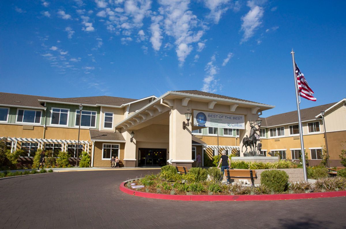 Carlton Senior Living Elk Grove 1