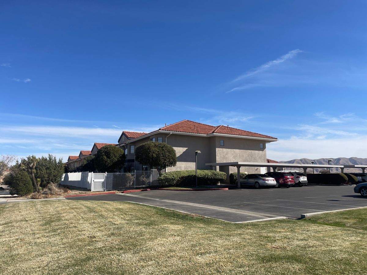 Whispering Winds Of Apple Valley 4