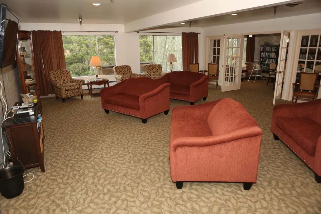 Redmond Heights Senior Living 3