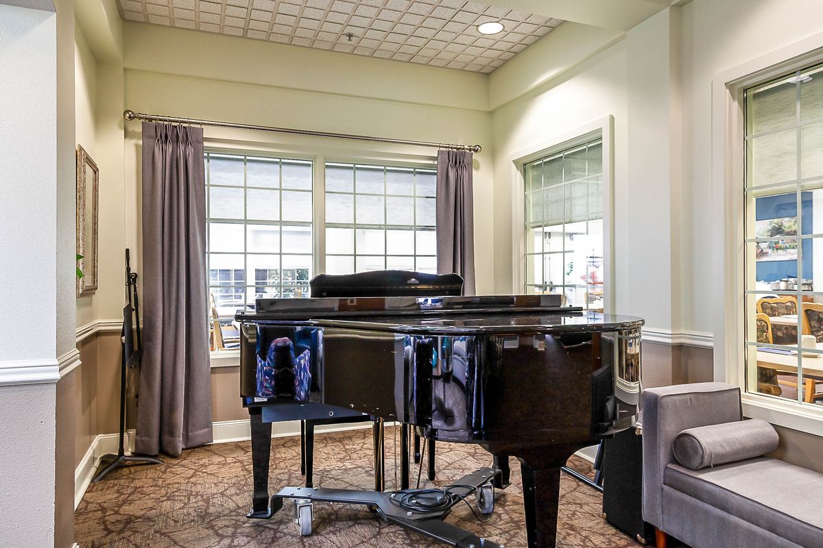 Life Manor Assisted Living 3