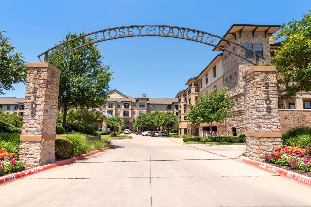 Lakeview at Josey Ranch Senior Living 3