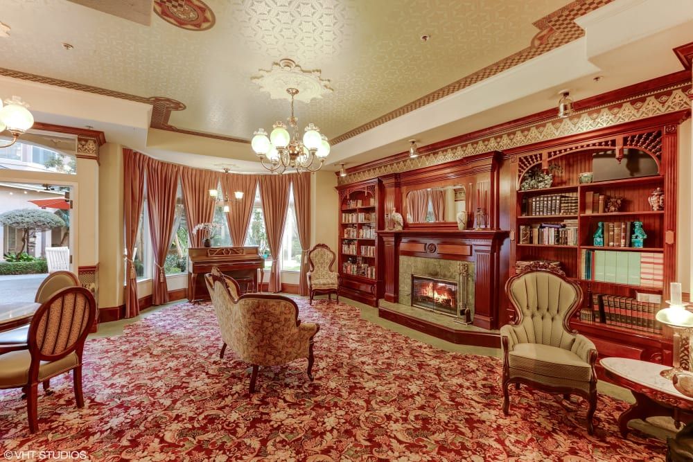 Sunshine Villa, A Merrill Gardens Community 3