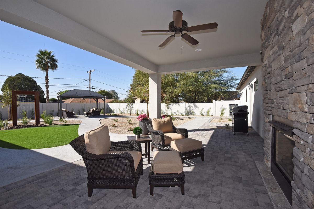 Paradise Living Centers Arcadia 4