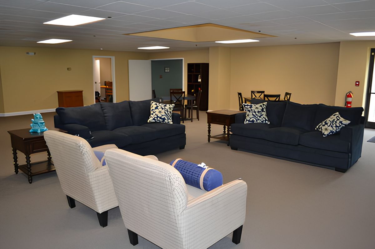 Dogwood Crossing Senior Living And Memory Care 4