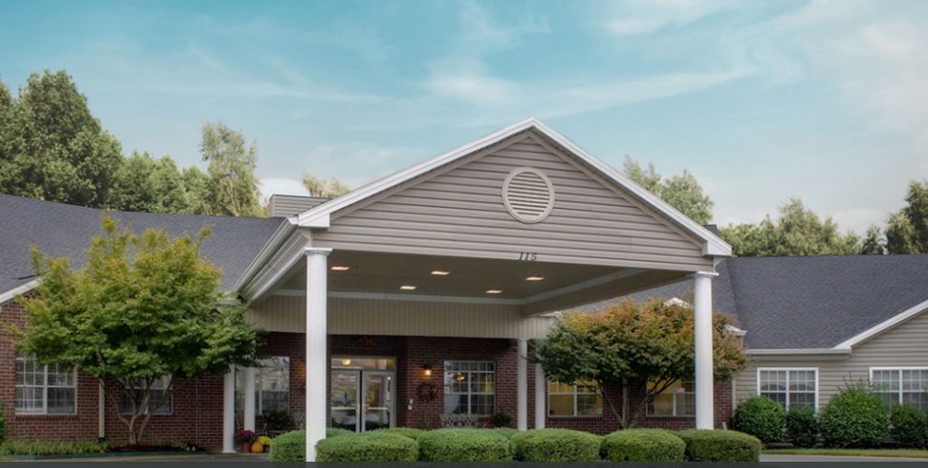 Lincoln Manor 1
