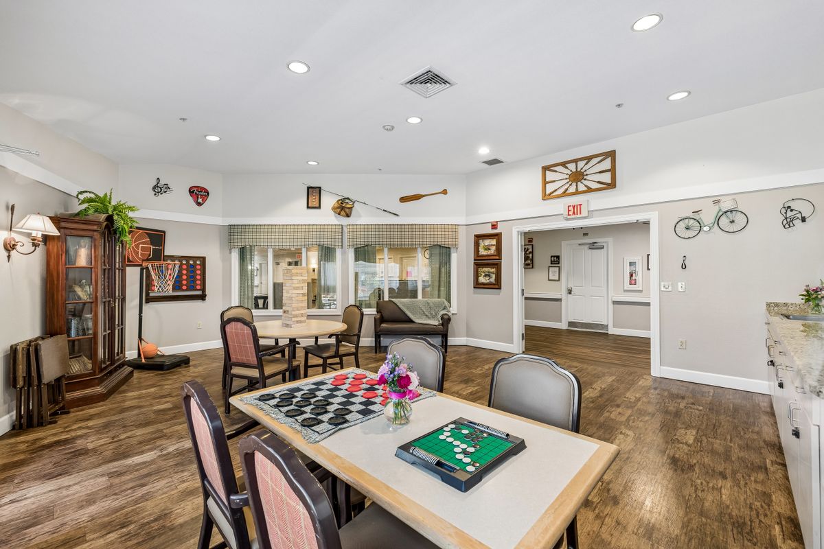 Cedar Crest Alzheimer’s Special Care Center 4