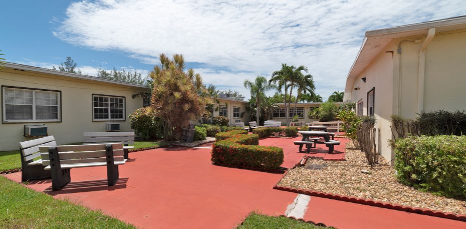 Avante at Lake Worth Rehabilitation and Skilled Nursing 1