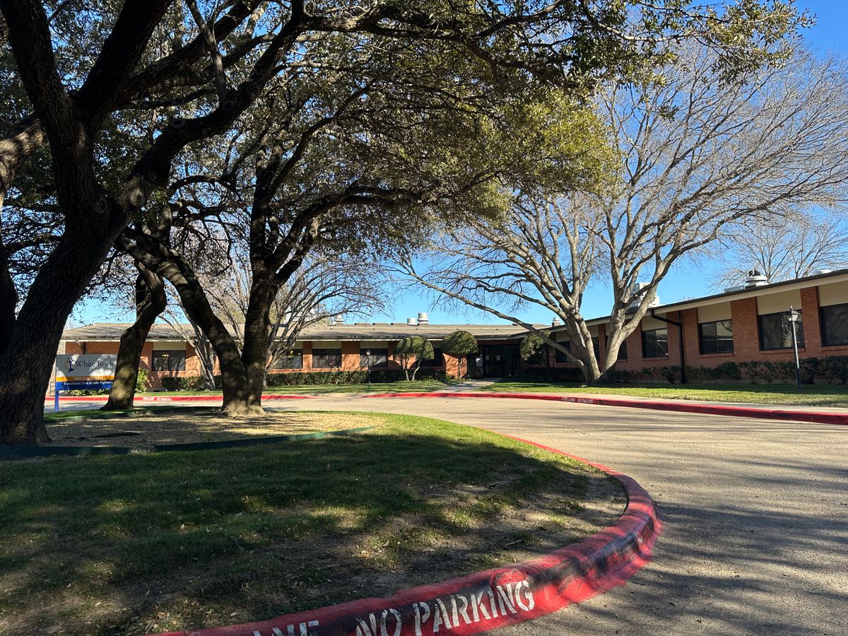 Five Points at Lake Highlands Nursing and Rehab 3