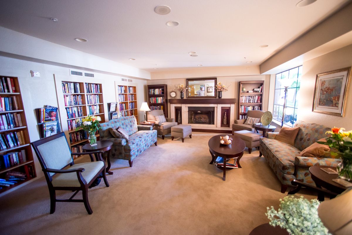 Baywood Court 4
