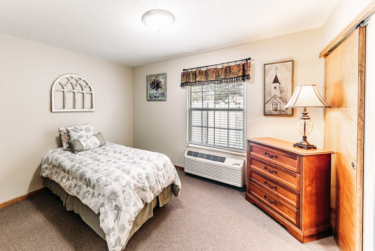 Creekside Village Assisted Living 4