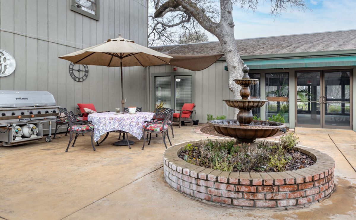 The Crest at Citrus Heights 4