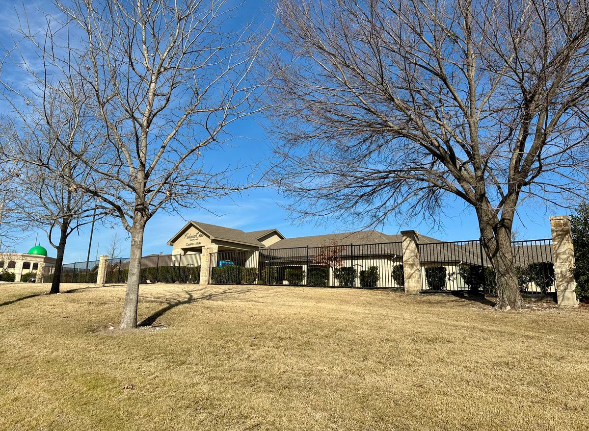 Colonial Oaks Senior Living at Campbell Park 3