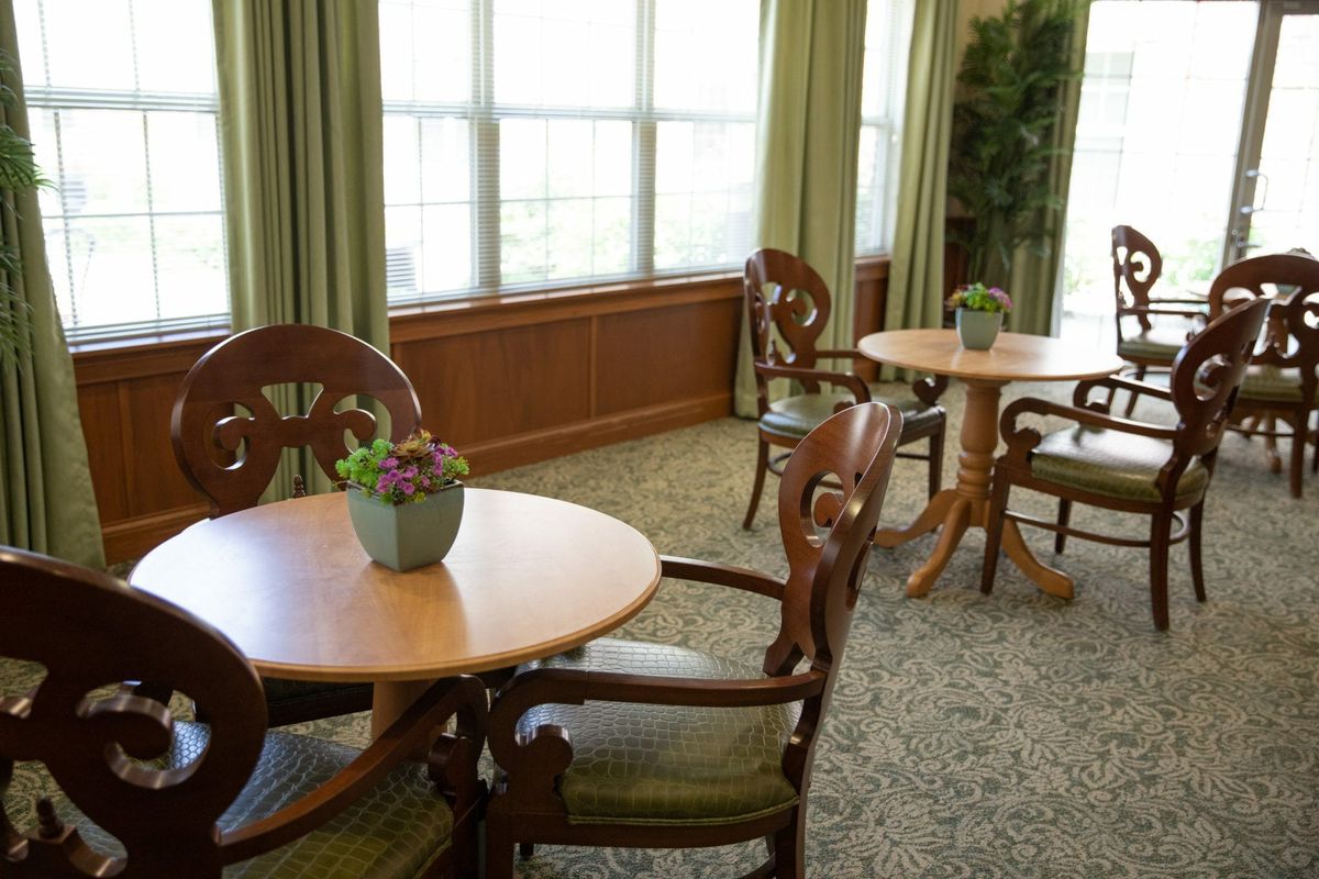 Allisonville Meadows Assisted Living 4